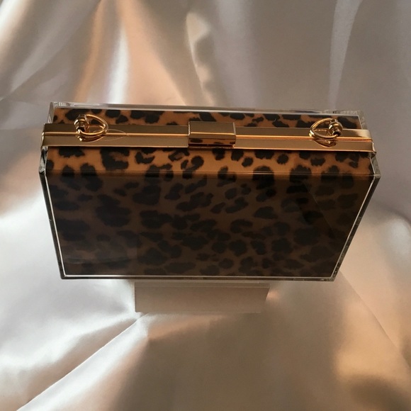 Stylish Leopard Acrylic Fashion Clutch Bag - Picture 9 of 10
